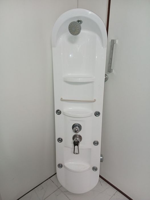 Гидромассажная душевая панель (акрил, армированный стекловолокном)