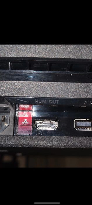 PlayStation 4 Pro Jailbreak + comandos disponíveis • Recondicionado