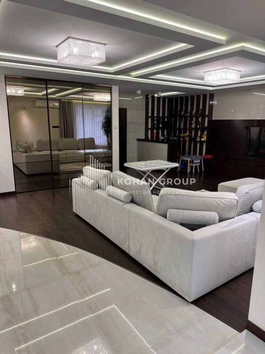‼️Продаж 2к квартири з меблями, 209.9 кв. м на вул. Зарічанська 11В, пентхаус‼️