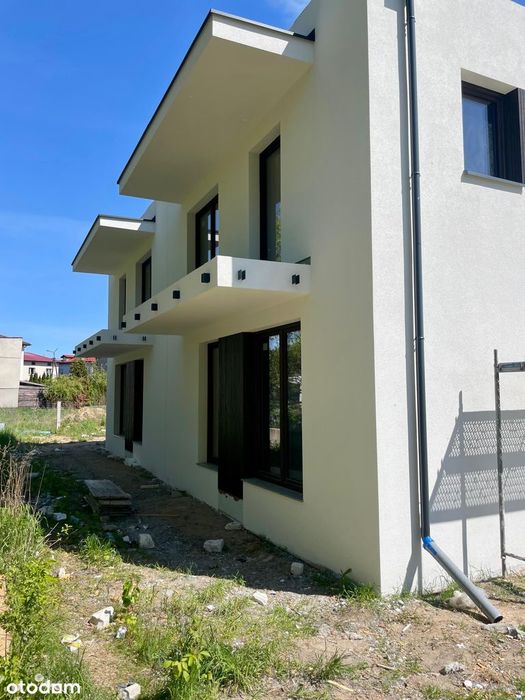 Dom bliźniak 133 m2 - ul. Bursztynowa - centrum