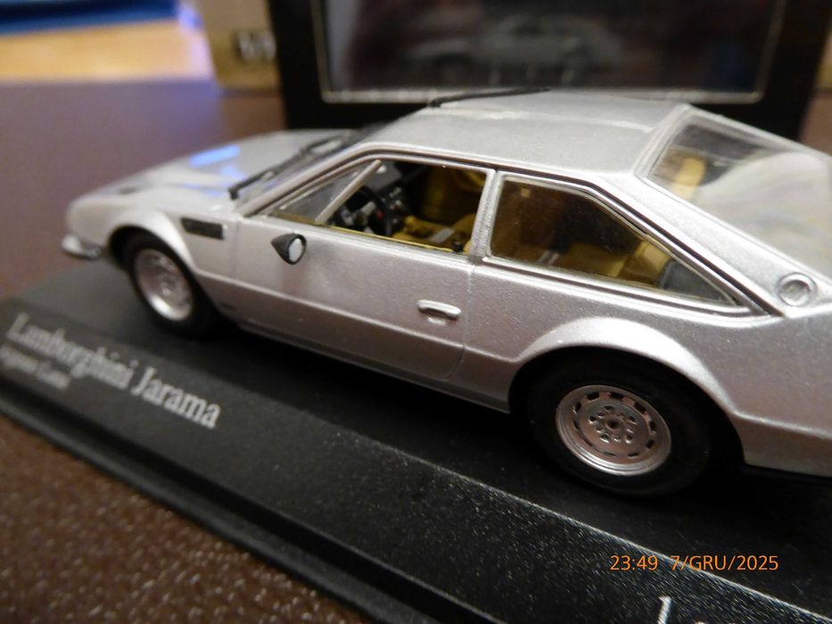 Lamborghini Jarama, 1:43 Minichamps