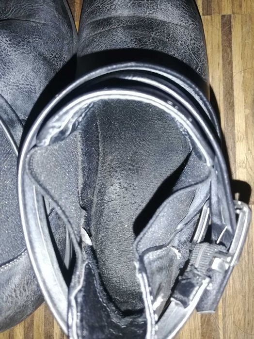 Grafitowe botki na małej platformie rozm. 38