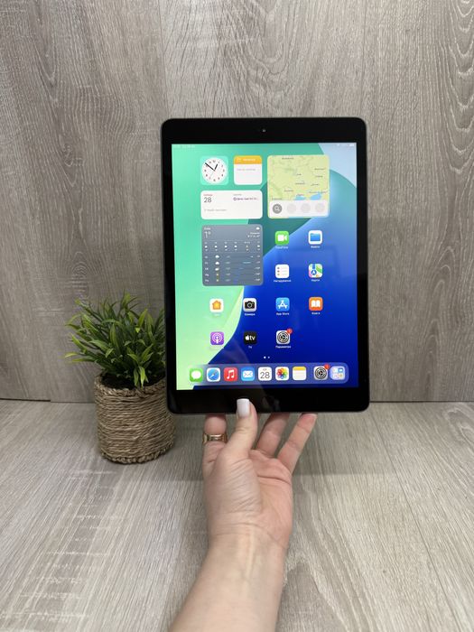 iPad 7, 32 GB, Wi-Fi