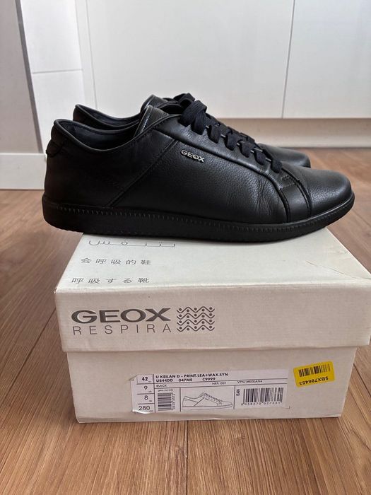 Чоловічі кросівки Geox