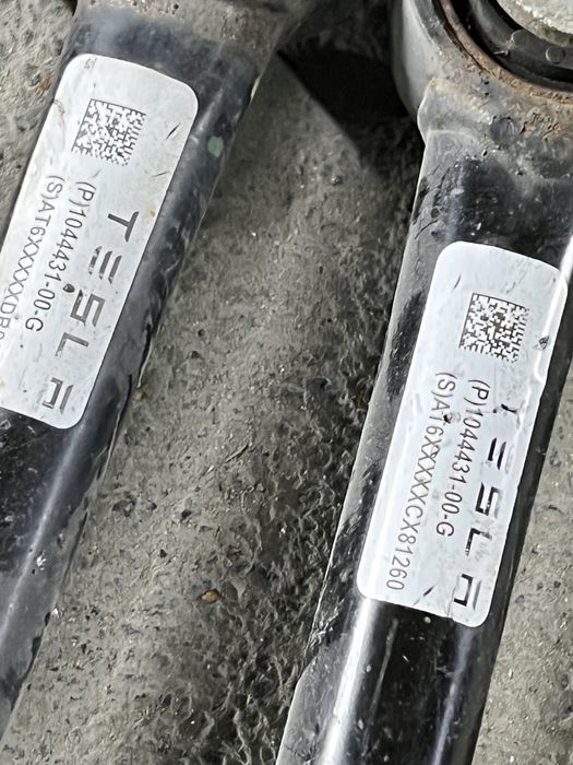 Рычаг задний нижний поперечный Model 3 Разборка