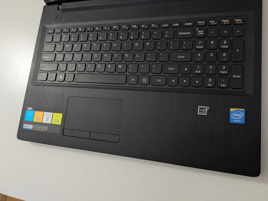 Laptop Ultrabook Lenovo 15.6" Jak Nowy Ram 8GB USB 3.2 Bateria 4 godz