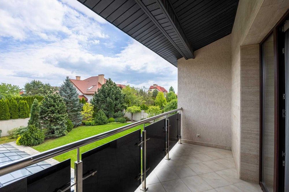 Продаж VIP будинок/дизайн ремонт,басейн,тераса/с. Малечковичі, Львів