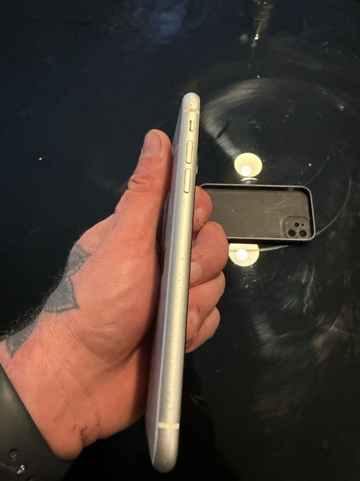 Iphone 11 128gb nie dziala face ID