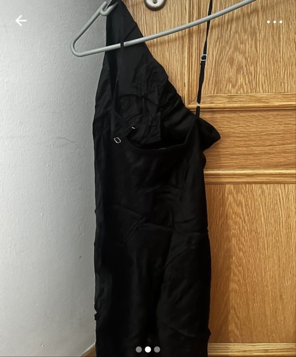 Vestido Preto de Cetim