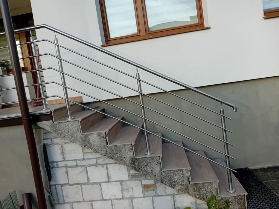 Balustrady nierdzewne