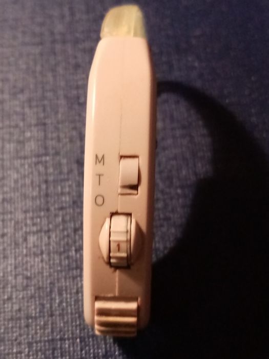 Слуховой аппарат Tondi;.. и 4-х канальный..