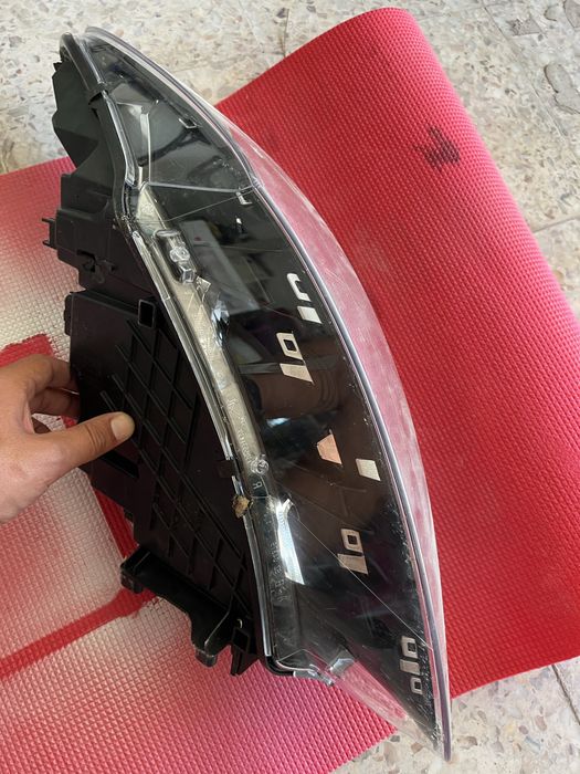 Optica farol lado direito megane 3