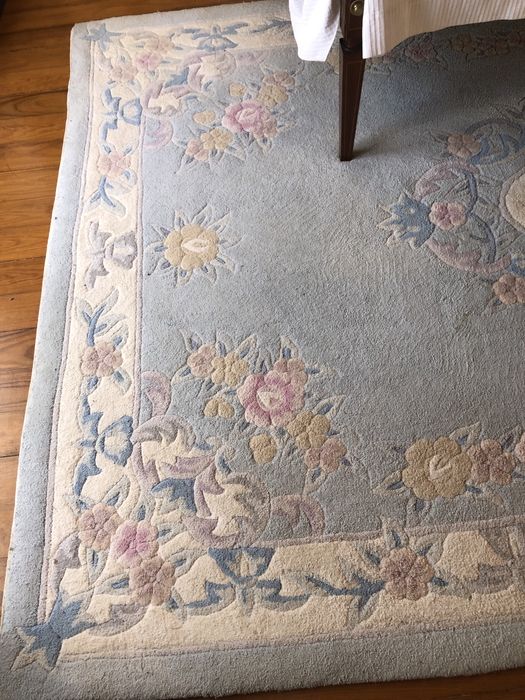 Grande carpete, de excelente qualidade