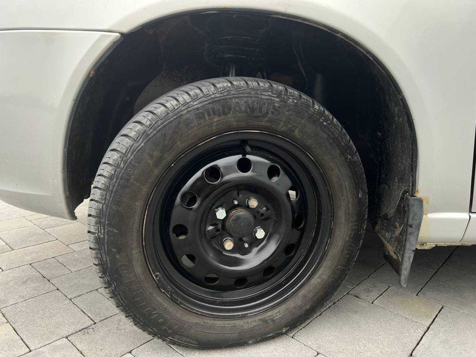 Лада Калина 1117 універсал 2011 рік машина в рідній фарбі не бита