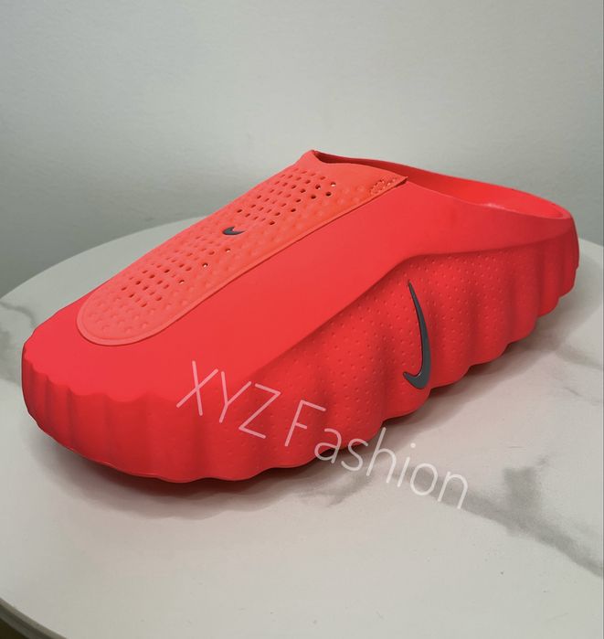 Nike Mind 001 Slide Solar Red