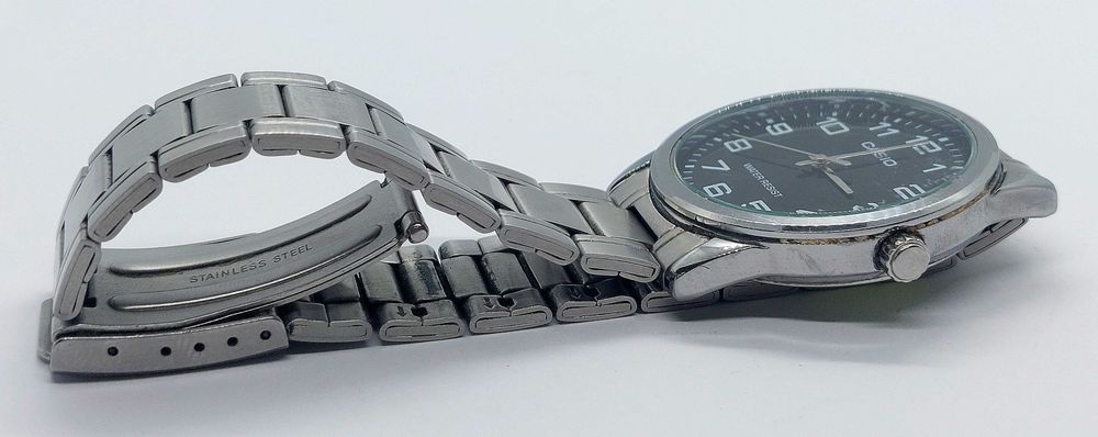 Zegarek Męski Casio na bransolecie / Nowy Lombard / Cz-wa