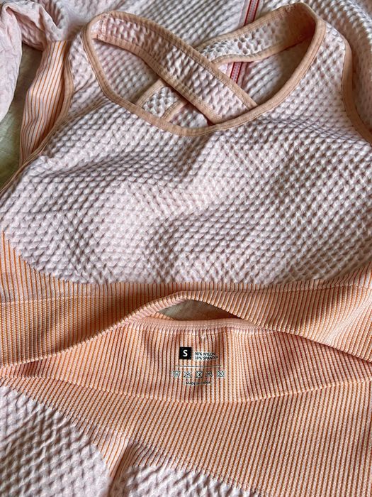 Костюм для тренувань , розмір S