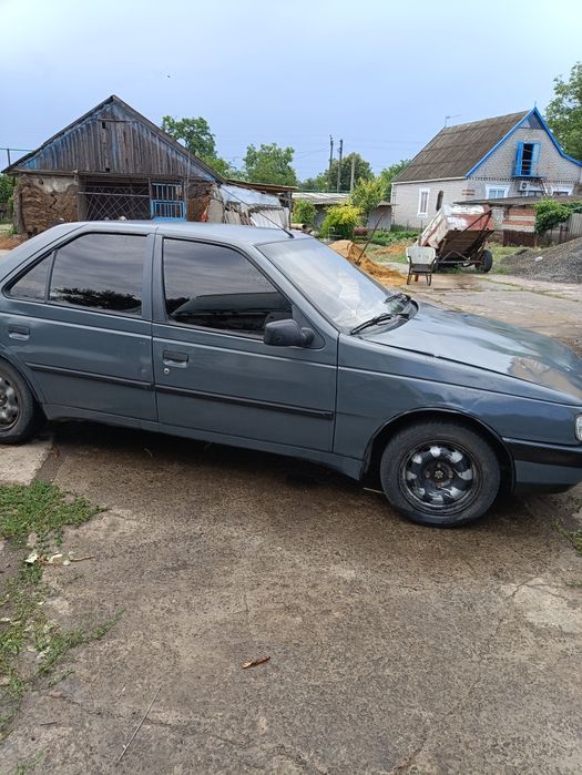 Продам срочно пежо 405 SR