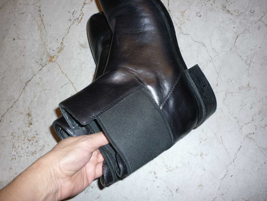 Clarks skórzane botki