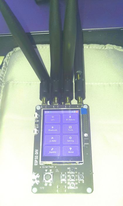 ESP32-DIV Swiss Army Knife, Flipper Zero, marauder, bruce, diy zestaw,