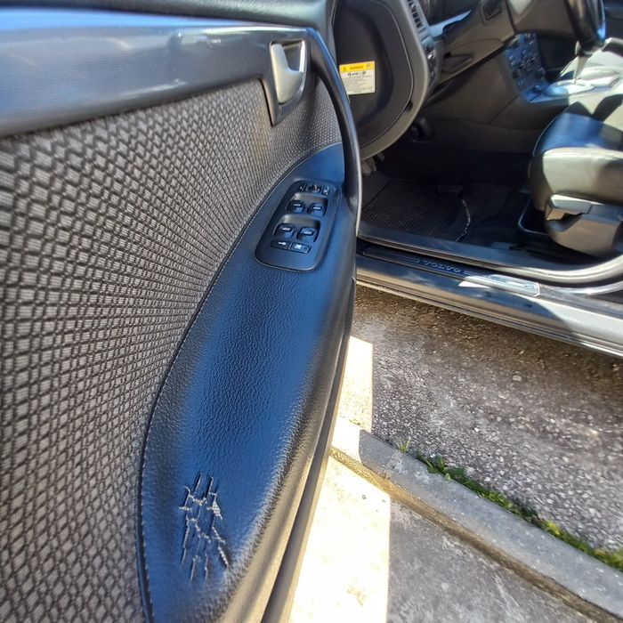 Volvo S60 D5 2004