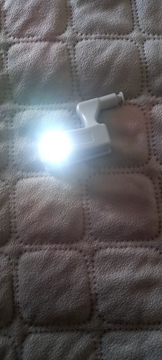 Iluminação para armário