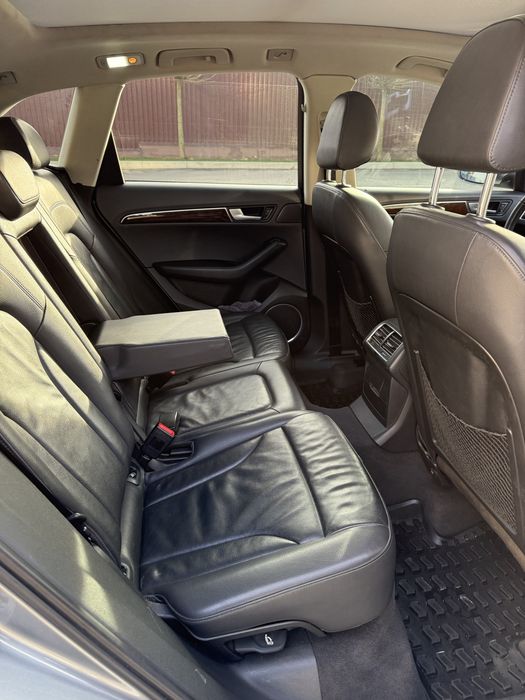 Audi Q5 Преміум