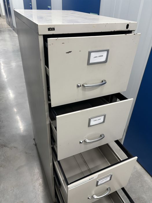 Dois Arquivos de Papel