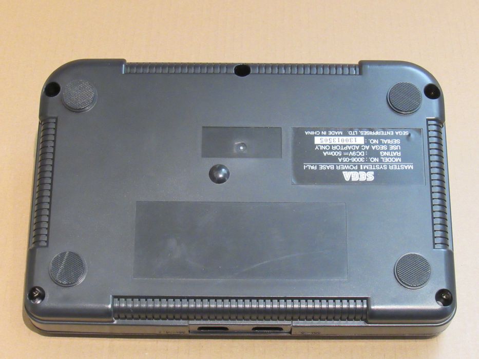 Consola Sega Master System II Sonic em caixa