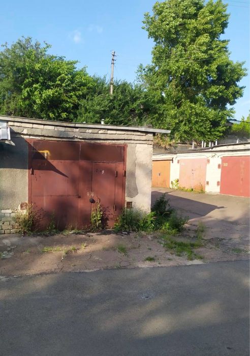 Продам гараж в ак 16 біля Епіцентру