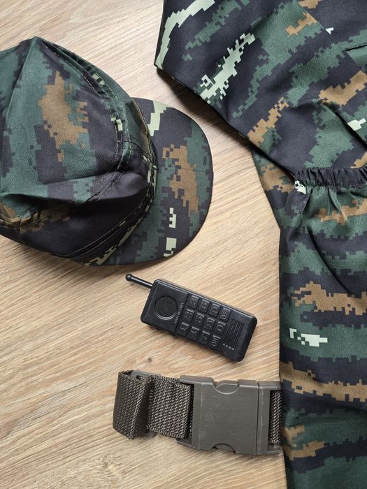 Kostium przebranie strój dla chłopca żołnierz wojskowy 120 na 6-7 lat