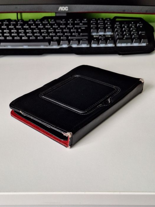 Etui na tablet z klawiaturą