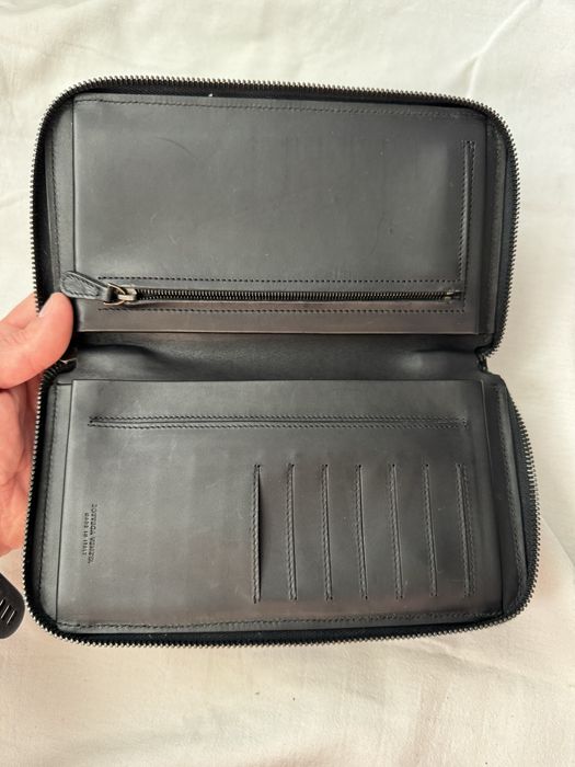 Bottega Veneta шкіряний клатч і Bottega Veneta картхолдер Intrecciato