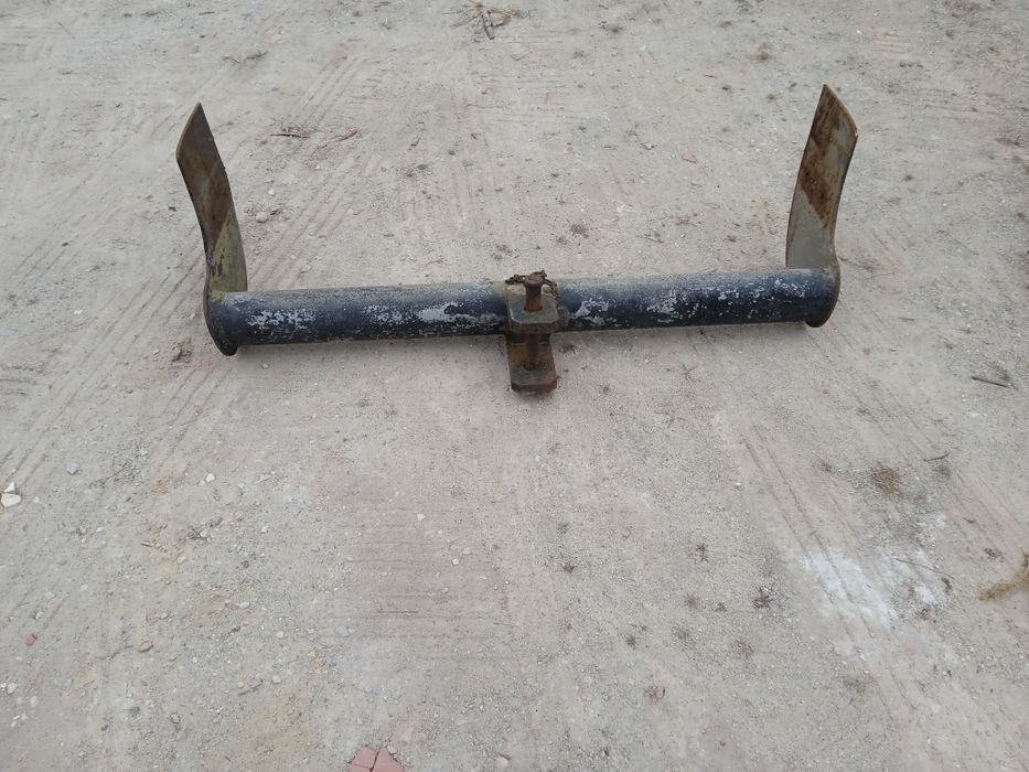 Suporte de engate reboque toyota hilux ln55/56/85/90