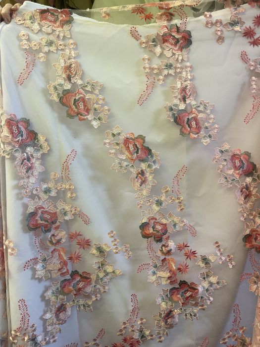 Tkanina koronka siatka haftowane kwiaty