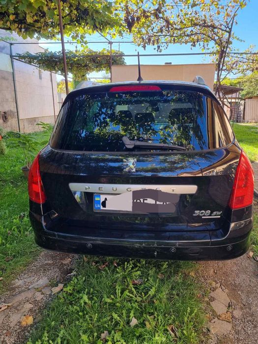 Автомобіль Пежо 308