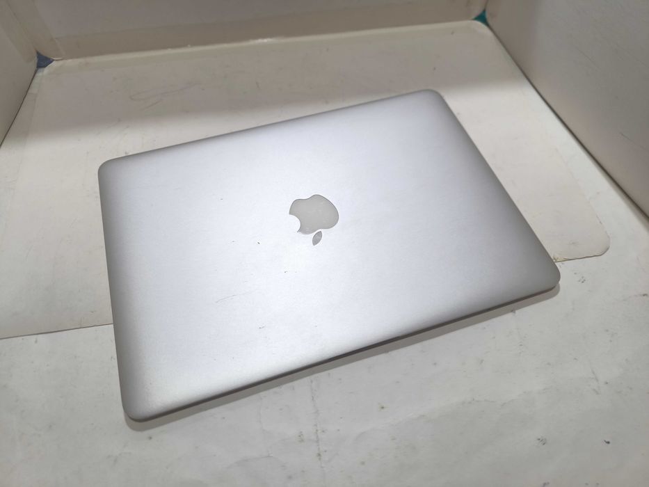 Apple Macbook AIR 13 i5 ssd 128GB