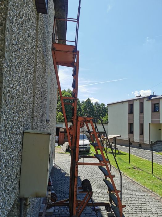 Pomost roboczy teleskopowy ZREMB