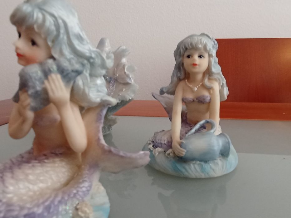 4 estatueta de sereias	novas