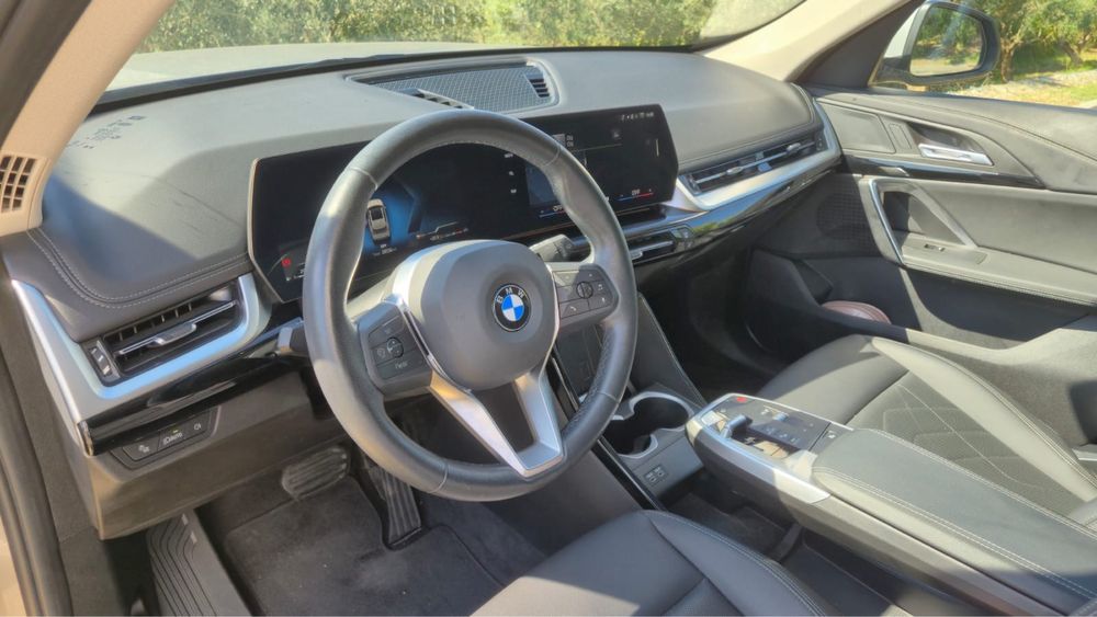 BMW X1 sDrive 20i — Teto Panorâmico e Car play