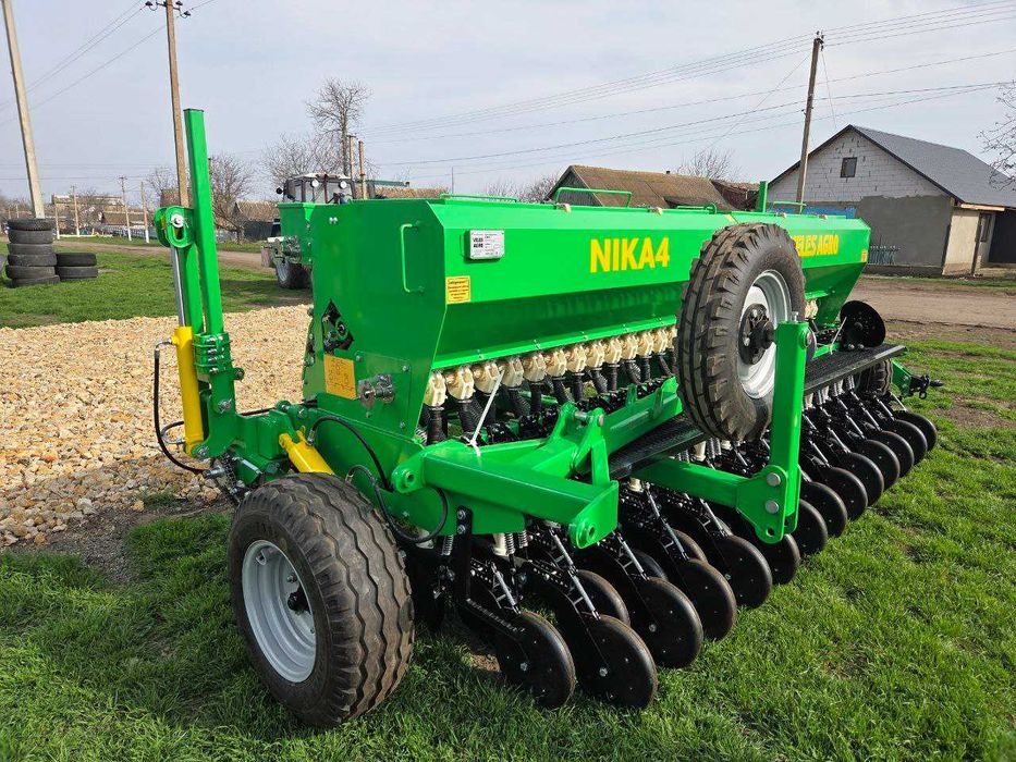 АКЦІЯ Зернова сівалка СЗМ 4 Ніка Велес Агро (Great Plains CPH-1500)