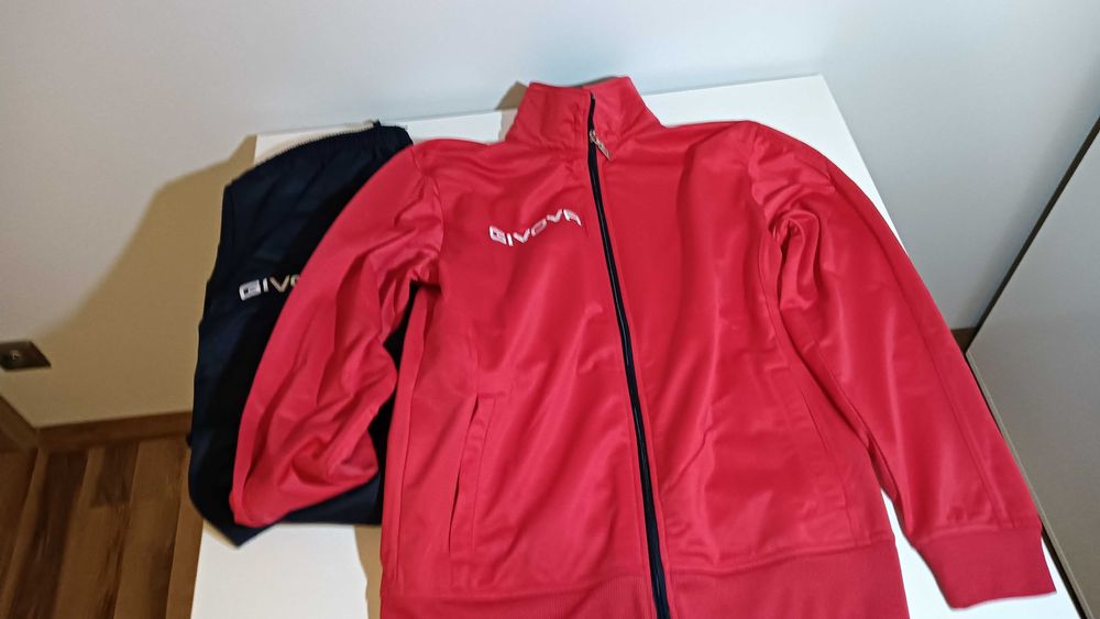 Dres Givova prawie nowy, rozm. M (bluza+spodnie)