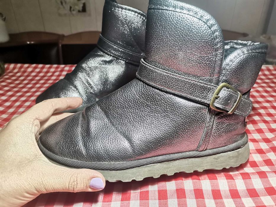 Уги на дівчинку 23,5см