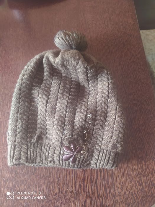 Czapka z pomponem zimowa damska na polarze