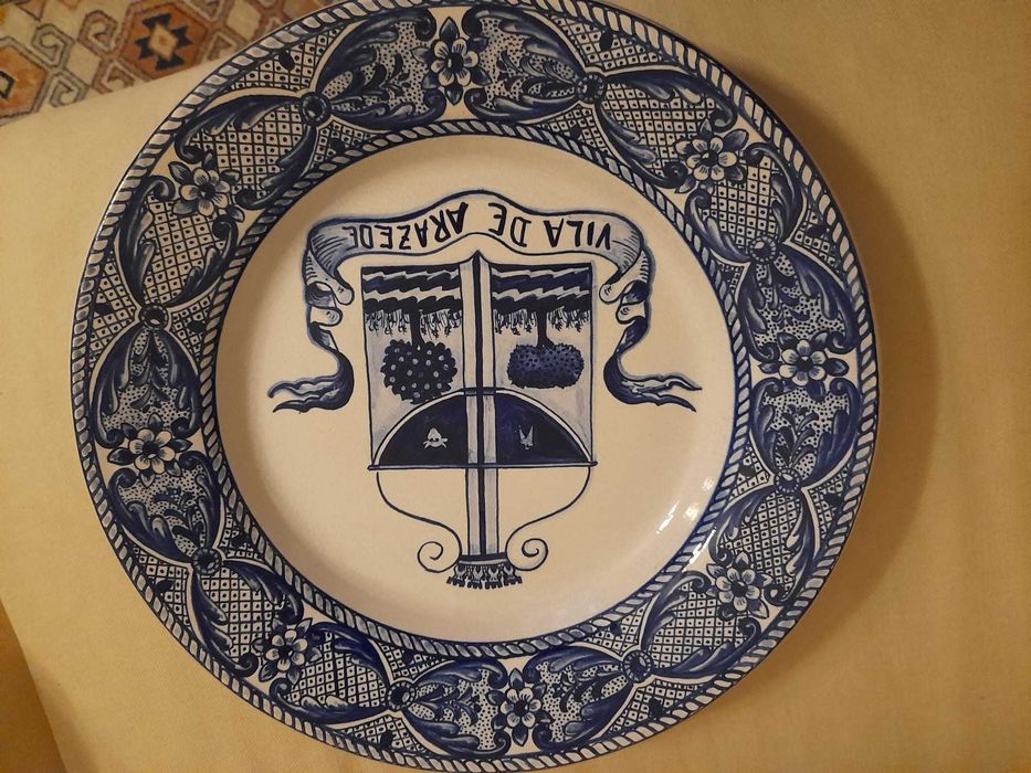 Pratos de exposição - varias pecas