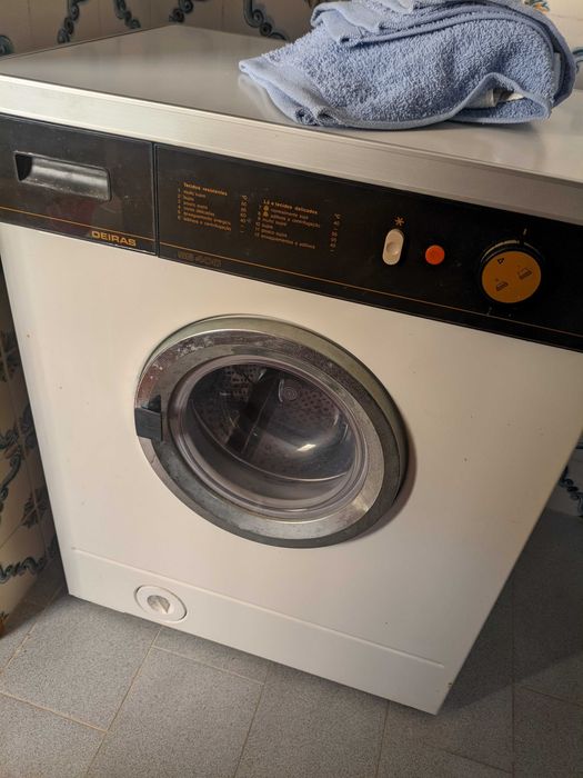 A máquina de lavar roupa