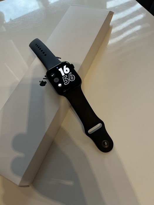 Apple watch se 2 gen 44mm