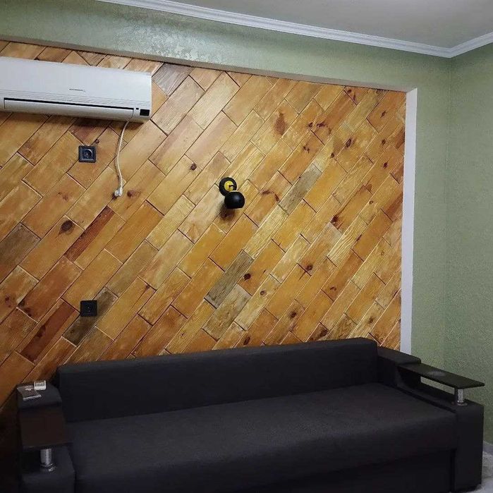 1 - кімнатна - 750 грн.