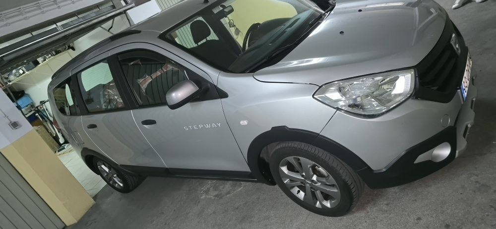 Dacia Lodgy 1.5 dCi Stepway 7L