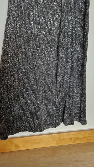 Macacão Prateado brilhante, marca Lefties, tamanho M - novo